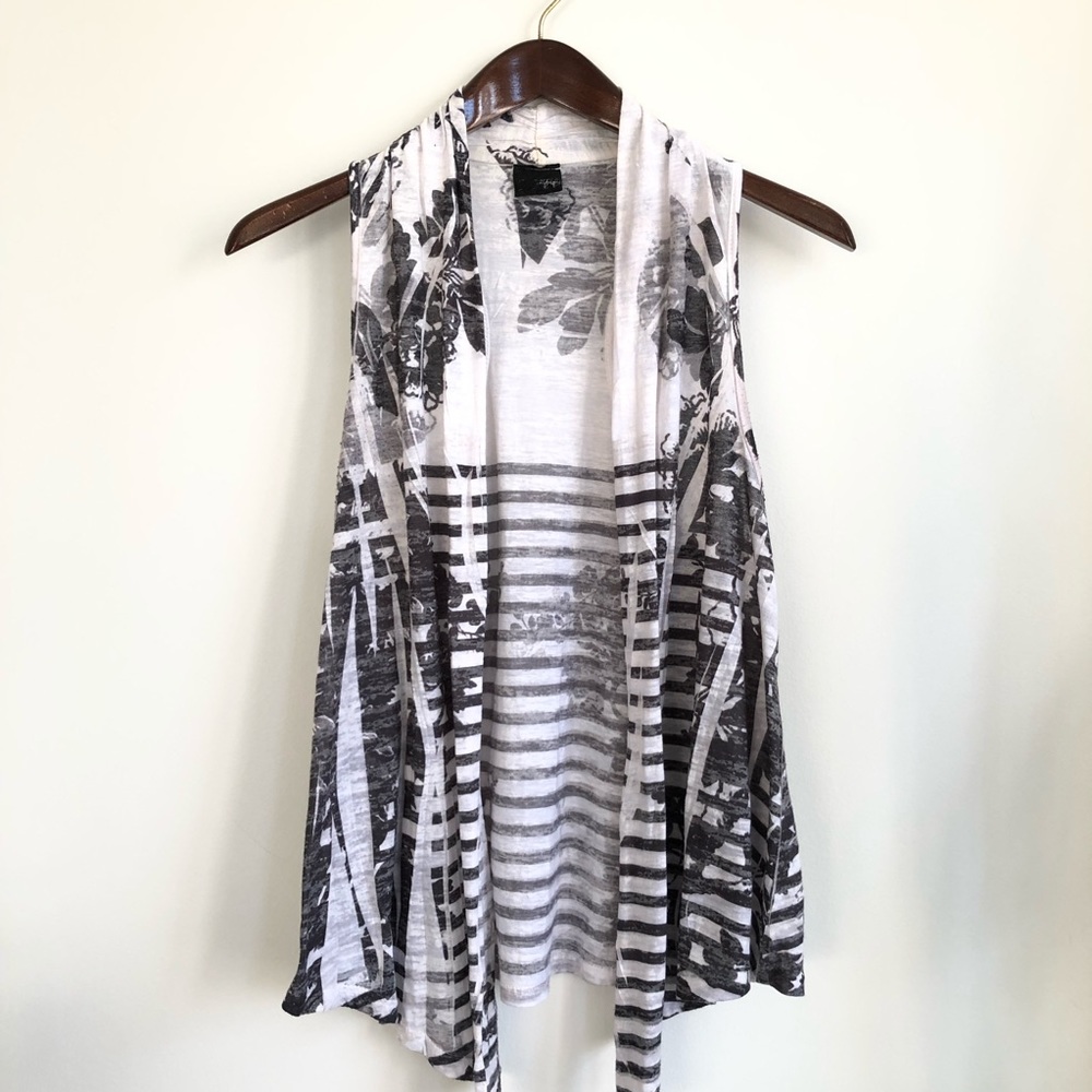 Daytrip Open Front Flyaway Vest